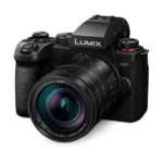 Panasonic Lumix G9 II + 12-60mm f/2.8-4 ASPH Appareil photo hybride 5.7K - Capteur MOS 25MP - Venus Engine avec objectif 12-60mm f/2.8-4 ASPH
